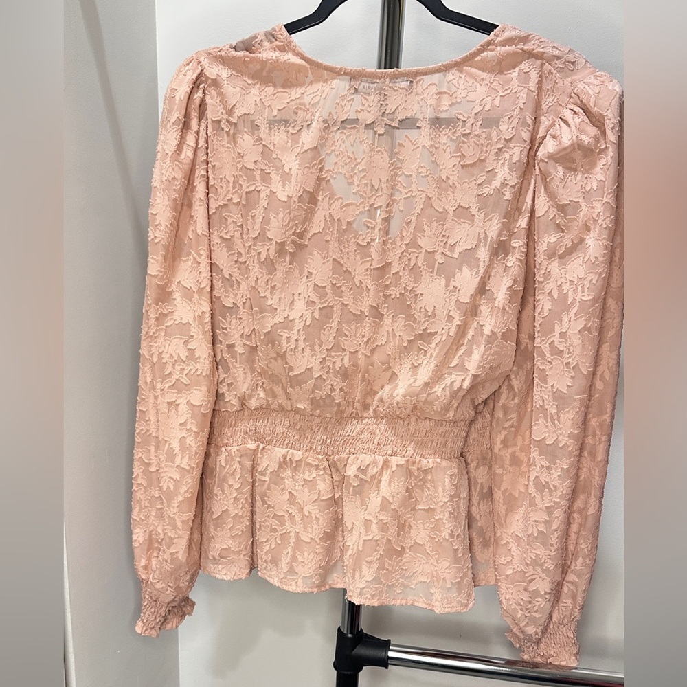 BCBGMaxAzria Soft Pink Smocked Peplum Blouse, NWOT, Large - Picture 5 of 5